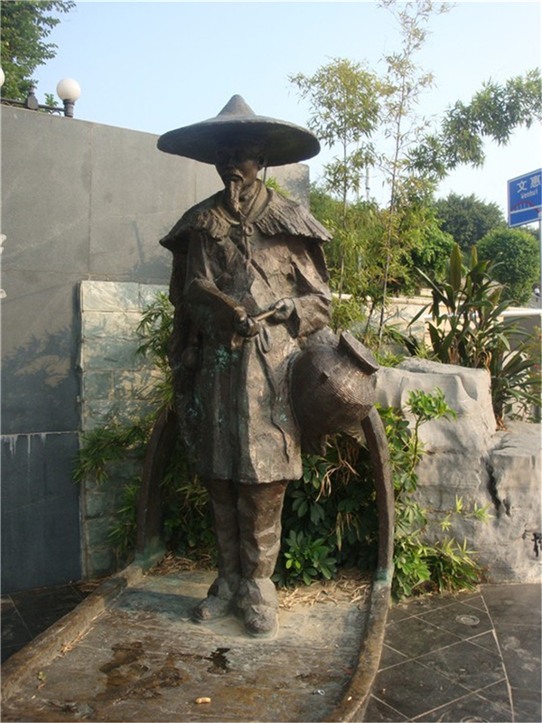 定做步行街雕塑廠(chǎng)家.jpg 定做步行街雕塑廠(chǎng)家.jpg