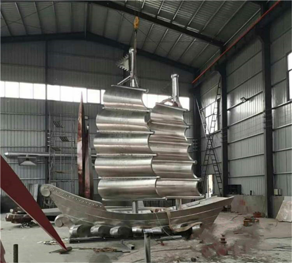 一帆風順雕塑.jpg 一帆風順雕塑.jpg