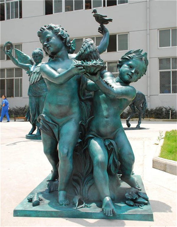 青銅天使雕塑.jpg 青銅天使雕塑.jpg