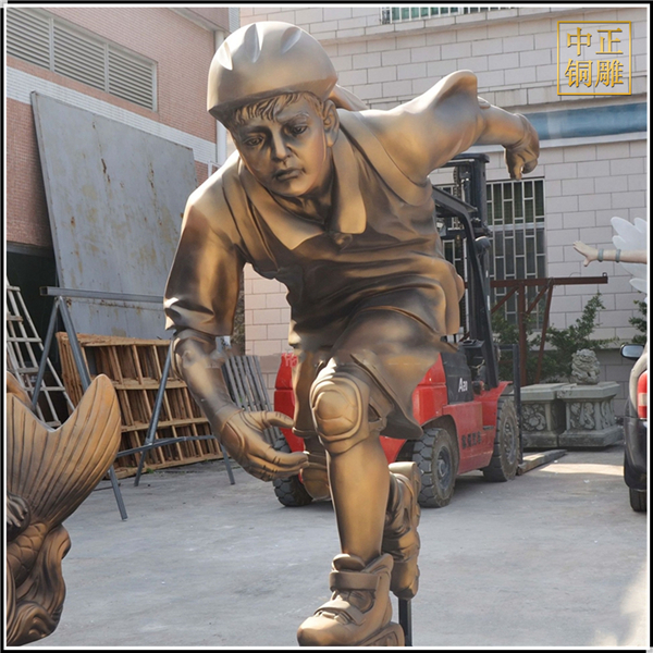 少年玩滑輪人物銅雕塑.jpg 少年玩滑輪人物銅雕塑.jpg